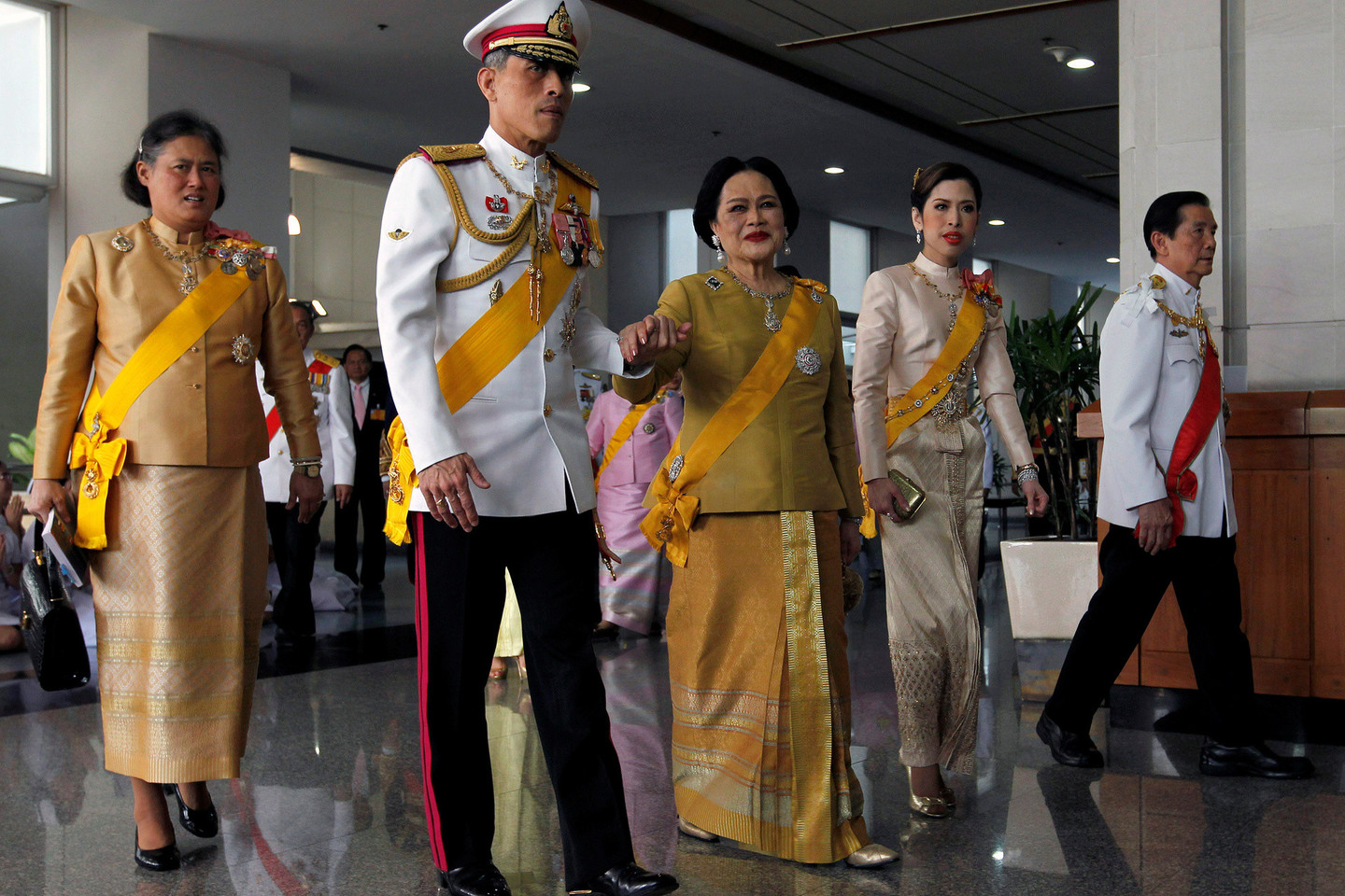 Tailando sostą užimsiantis princas M.Vajiralongkornas yra nekenčiamas šalies gyventojų dėl savo elgesio.<br>„Reuters“/“Scanpix“ nuotr.