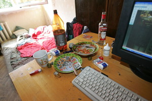 Mama atsivežė mergaitę į išgertuves. Jos verksmo pareigūnai neišgirdo