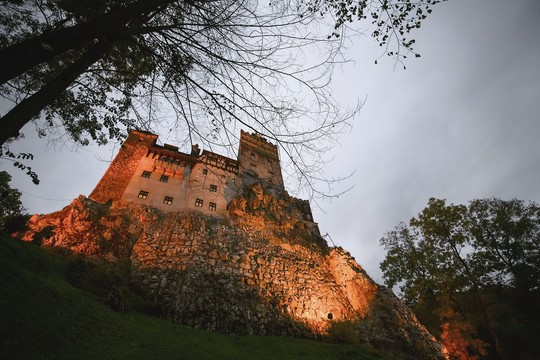Dovana per Heloviną – nakvynė grafo Drakulos pilyje