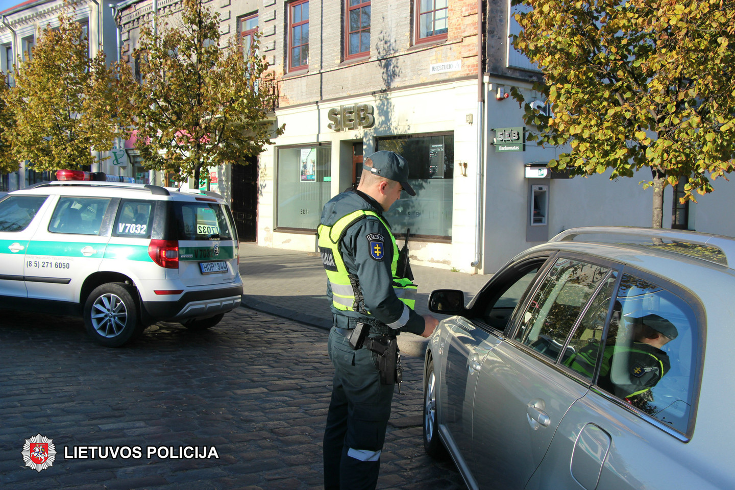 Policija surengė reidą Ukmergėje: gatvėse 2 vairuotojais mažiau.