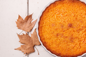 Senoje knygoje rastas moliūgų ir obuolių apkepo receptas