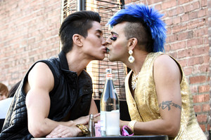 O kaipgi Barbė? Gyvo Keno širdį užkariavo transvestitas