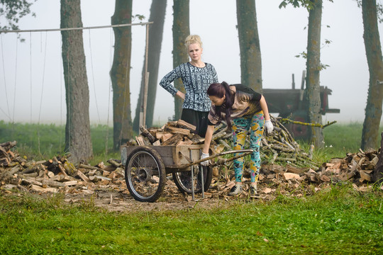 Realybės šou „IššŪKIS kaime“ vyriška kova: projektą paliko žvaigždžių kirpėjas Robertas