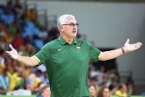 Jonas Kazlauskas ilgai nesiilsės: „Maccabi“ jau derasi su treneriu