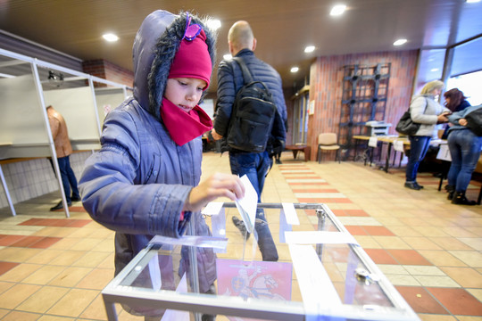 Kam atiteks pusė vietų Seime? Lietuviai balsuoja už savo ateitį