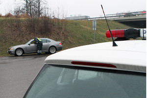 Prie Kauno 215 km/val. lėkęs vyras mėgino išsisukti keistu pasiaškinimu