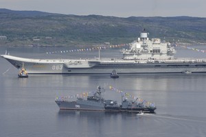 Ispanija įsiutino Vakarus dėl Rusijos lėktuvnešio