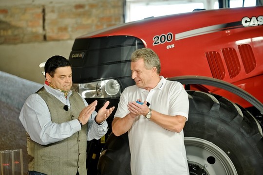 Išvyskite: Vitalijus Cololo kalbasi su karvėmis