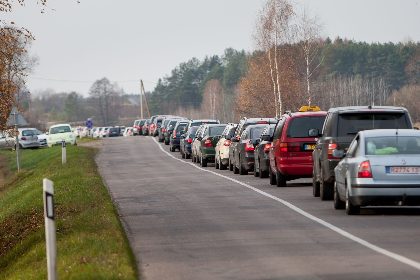 Kapines ketinantis aplankyti vilniečiai raginami naudotis viešuoju transportu.