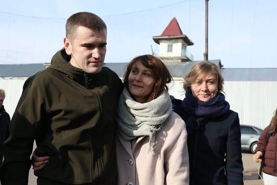Į laisvę žengęs Kremliaus kritikas ragino nepamiršti protesto dvasios