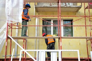 Renovuoti namo atvažiavo statybininkai lenkai: „Tokio vaizdo dar nemačiau“