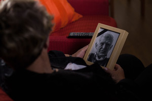 Parapsichologas pasakė, kaip teisingai elgtis su mirusiųjų daiktais