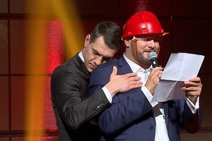 „Gero vakaro šou“ Helovinas: klubų liūtė I. Stasiulytė, emigracijos pranašystės M. Stasiuliui ir Merūno improvizacija