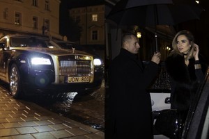 Asta Valentaitė užfiksuota su išskirtiniu automobiliu