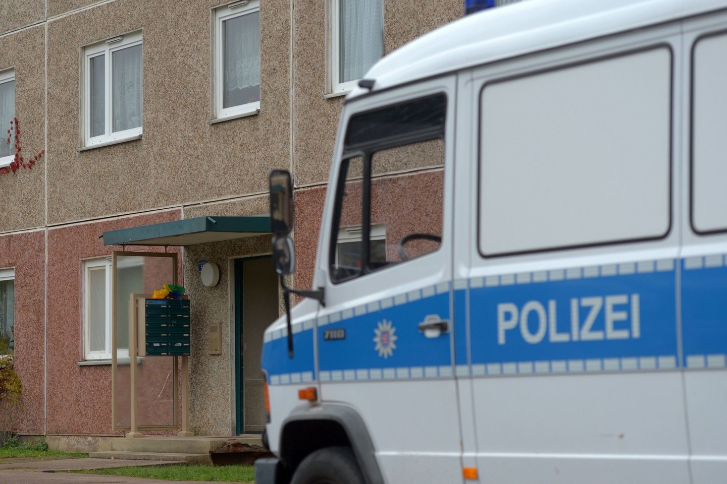 Policija sulaikė keturis užpuolikus.