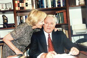 Valdui Adamkui – 90 metų: prezidento mintys apie meilę tėvynei ir žmonai