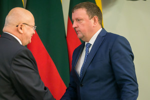 Naujiesiems Seimo nariams įteikti pažymėjimai