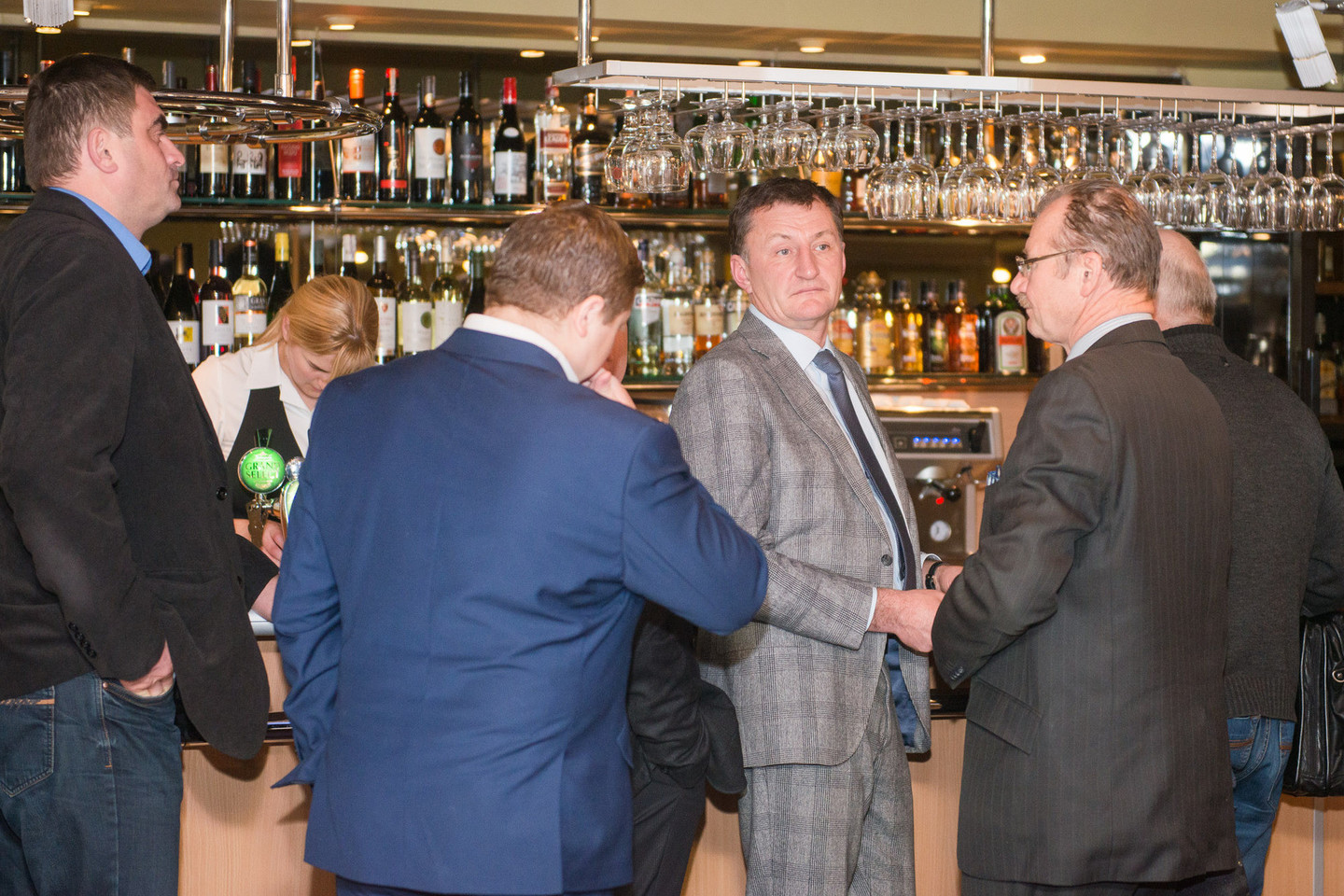 Darbo partijos nariai ketvirtadienio vakare rinkosi į tarybos posėdį.