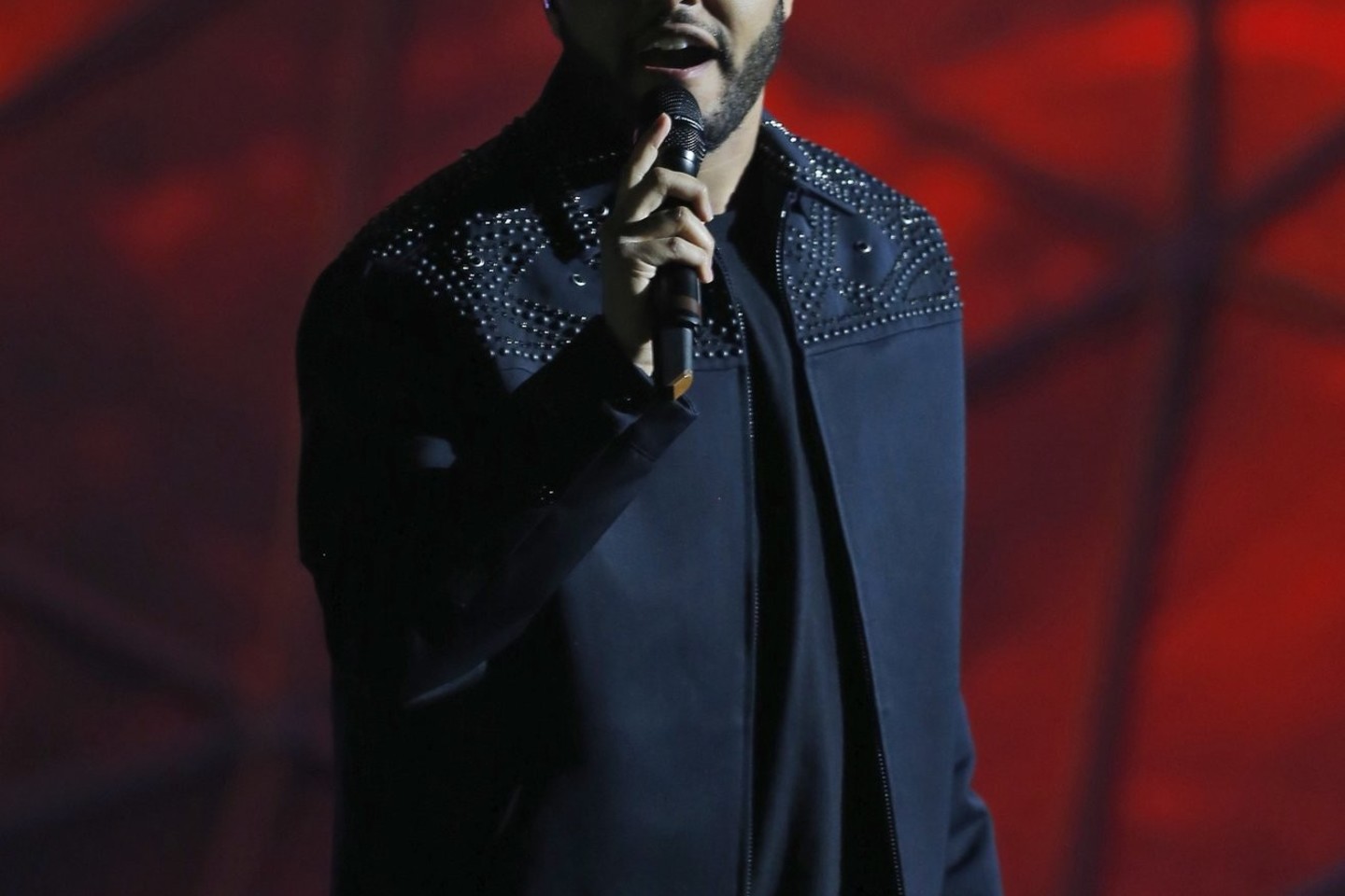The Weeknd pasirodymas.<br>AP nuotr.