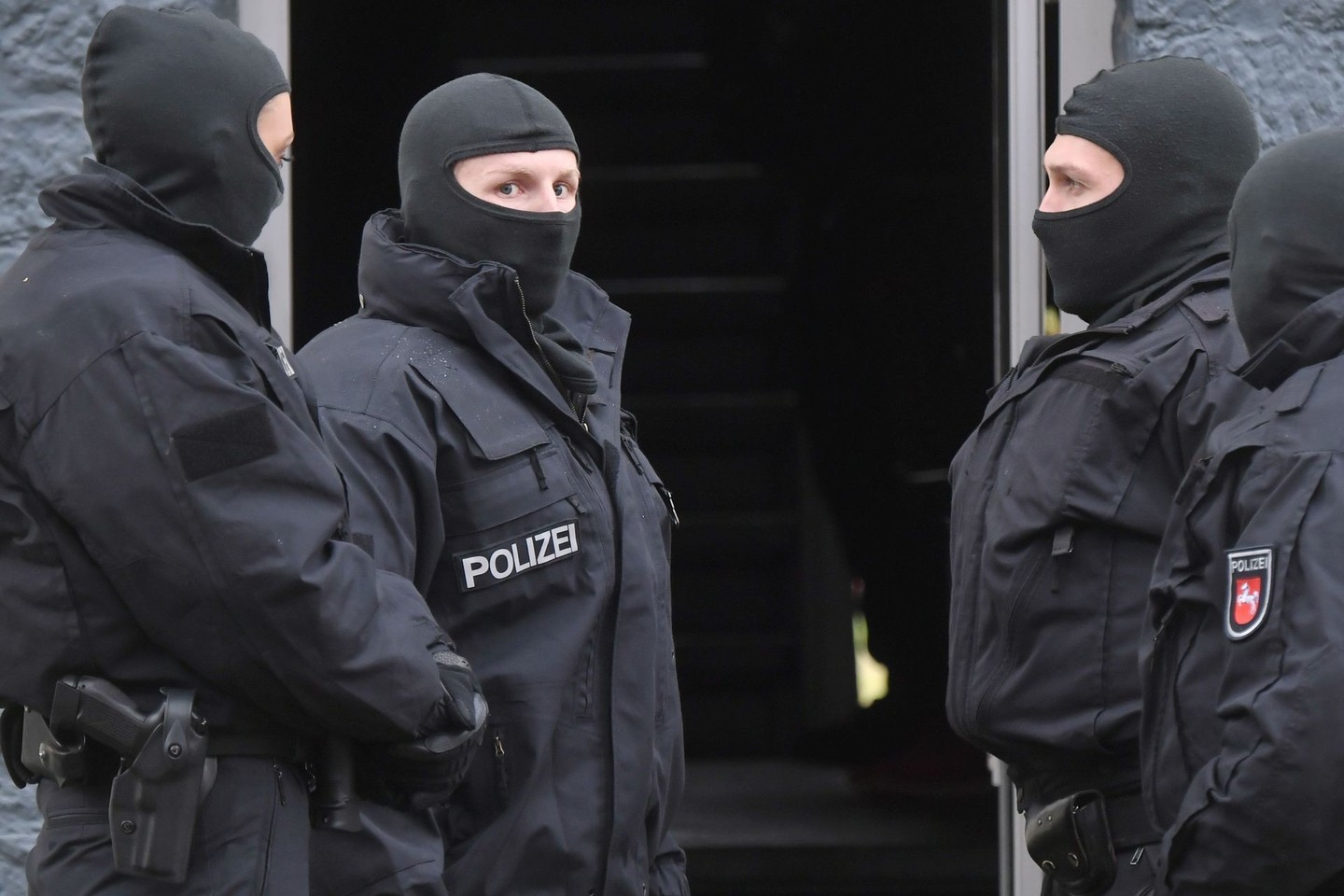 Vokietijos policija sulaikė penkis įtariamus IV rėmėjus.