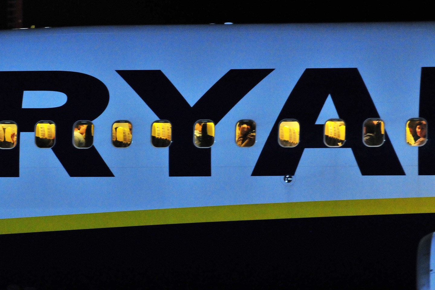Anot „Ryanair“ atstovų, atlaisvėsiančius Vilniuje lėktuvus įmonė TVOU rekonstrukcijos laikotarpiu perkels į kitus oro uostus, kur skraidina jų aviakompanija.