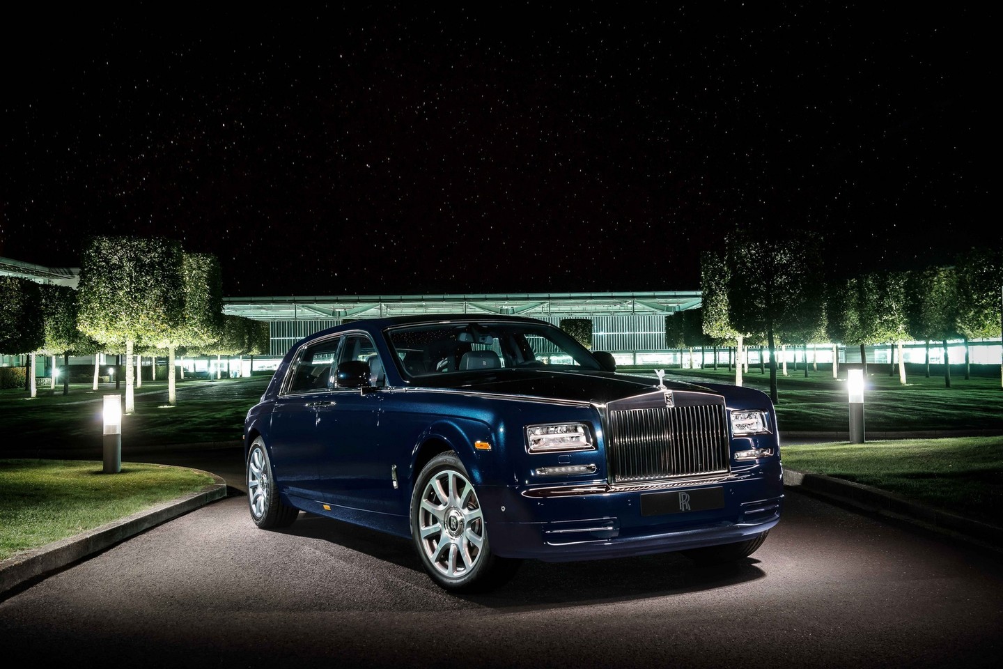 „Rolls Royce Phantom“ (2003 metų).<br>Gamintojo nuotr.