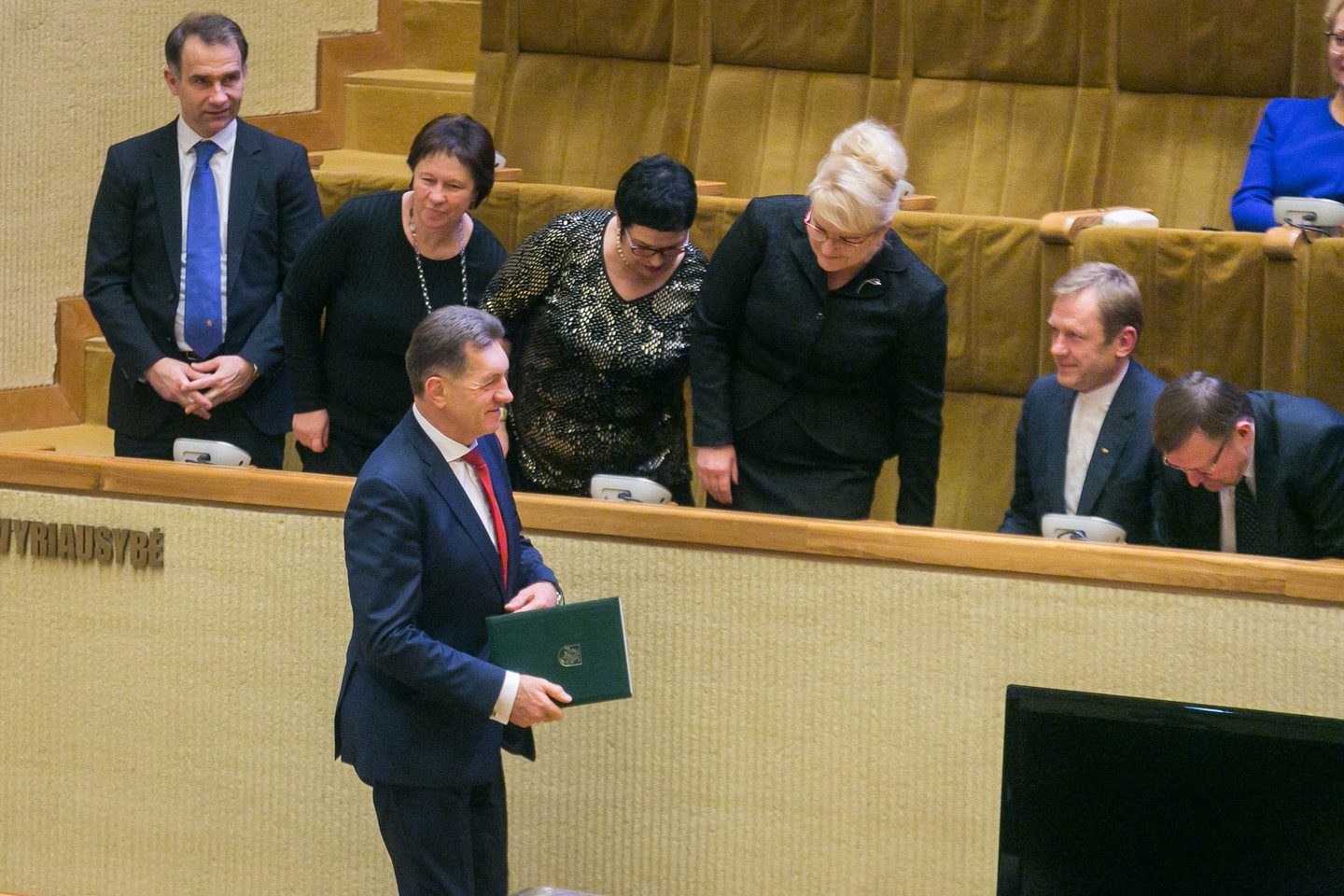 Į paskutinį posėdį susirinko Seimo nariai<br>T.Bauro nuotr.
