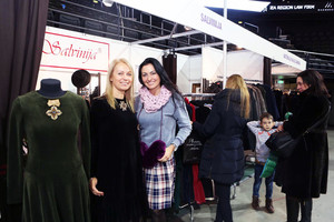 Parodos „Moters pasaulis“ svečiai grožėjosi šukuosenomis ir aukojo labdarai