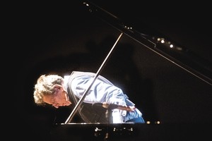 Muzikos legenda Ph.Glassas atskleidė, kad viena jo žmonų buvo lietuvė