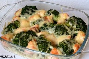 Makaronų, brokolių ir lašišos apkepas – ir sotus, ir skanus