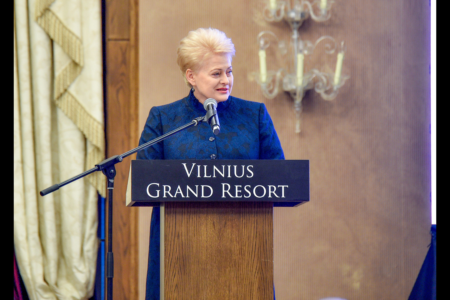 Dalia Grybauskaitė visuotiniame Lietuvos teisėjų susirinkime.<br>V.Ščiavinsko nuotr.