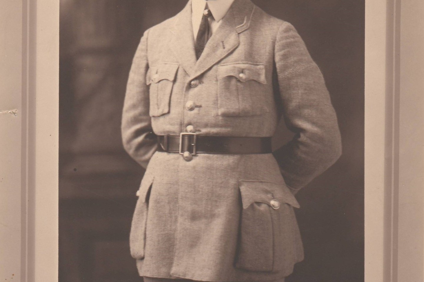 A.Žmuidzinavičius su šaulių uniforma, 1922 m.