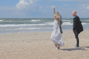 „MaNNazz“ pristato kelionių ir filosofijos persmelktą kūrinį „Seven Fields“