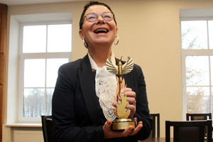 „Auksinis feniksas“ skleidžia šviesą ir Šiaulių „saulėnams“ bei „pilypukams“