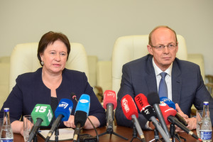 V. Baltraitienė ir J. Milius nesupainiojo interesų, kai dalyvavo vakarienėje Panevėžyje