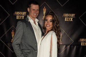 Danielius Bunkus susižadėjo su mylimąja manekene Viktorija Siegel?