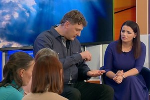 Televizijos „gelbėtojas“ E. Navickas: „Kaip vaikas gali atsisakyti savo mamos?“