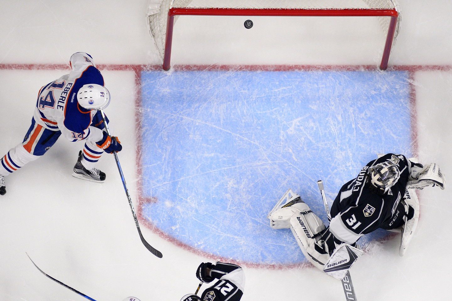Oscaro Klefbomo įvartis neišgelbėjo „Oilers“