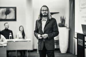 Tylite, bet jūsų šeimos problemos – kaip ant delno