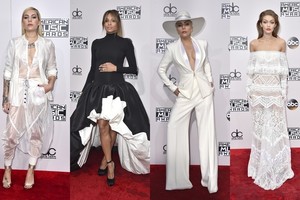 Amerikos muzikos apdovanojimų stilius: dėmesį susirinko „baltos“ viešnios