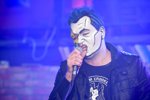 Viešųjų ryšių guru M. Katkus pradėjo dainininko karjerą: surengė šou stotyje