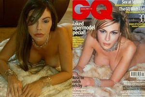 Erotikos modelis atkartojo garsiąją Donaldo Trumpo žmonos fotosesiją