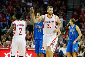 NBA užkulisiai: D.Motiejūnas jau susirado kitą NBA klubą