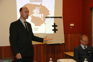 Tautinių organizacijų susirinkime – kalbos apie dorą ir „purviną bombą“