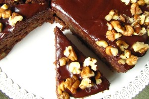 Šokoladinis migdolų pyragas – lyg gabalėlis rojaus ant stalo