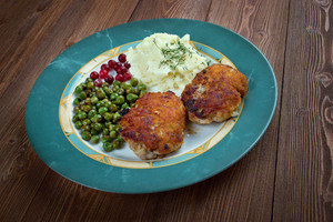 Gaminti mėgstanti ambasadorė atskleidė du ypatingus švedų patiekalus