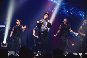 D. Montvydas ruošiasi M.A.M.A. apdovanojimams: bus net trys įvaizdžiai