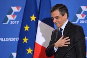 Prancūzijos dešiniųjų pirminiuose rinkimuose – F.Fillono pergalė