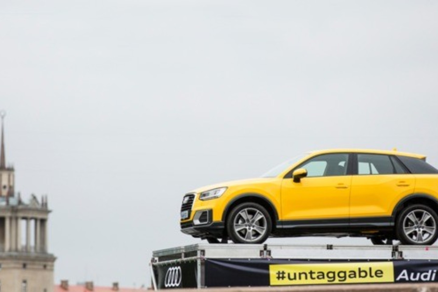 Smūgio testu patikrino „Audi A5“ ir „Audi Q2“ tvirtumą<br>Gamintojo nuotr.