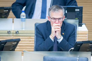 Kaip politikus žlugdo gandai ir mistinės pažymos